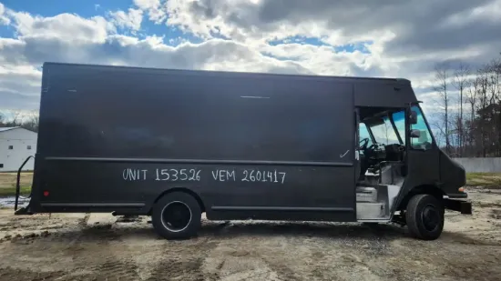 Picture of 2012-freightliner-mt55-truck-delivery